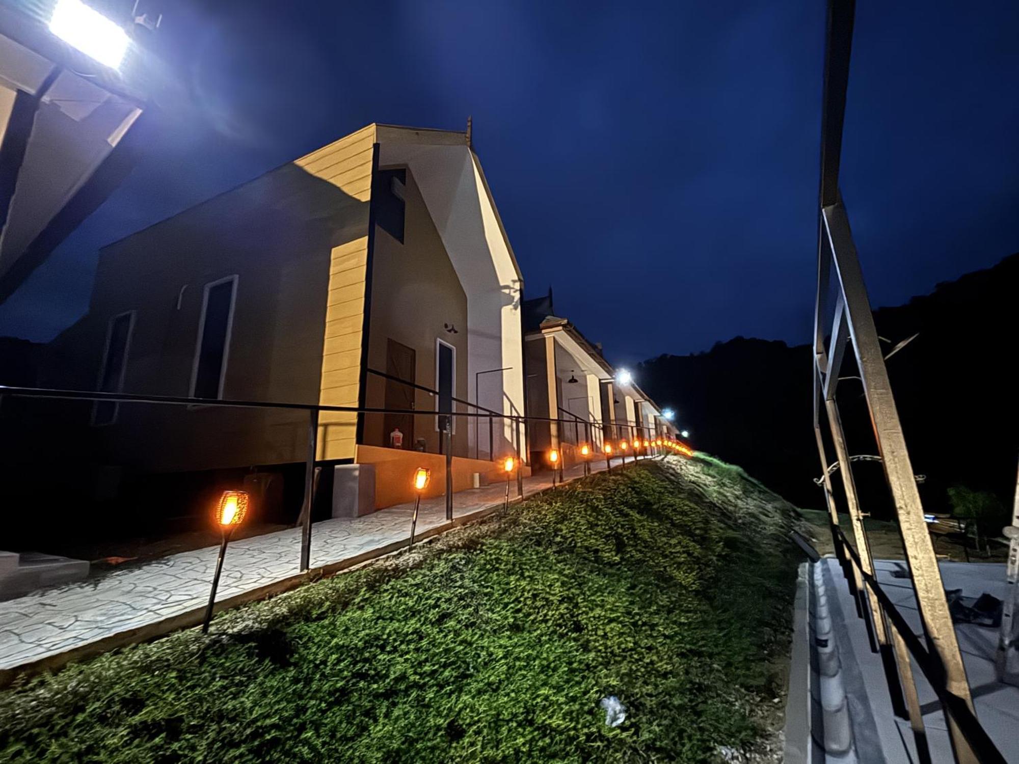Hotel Tamu Eco Lenggeng Extérieur photo